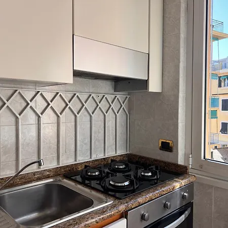 Piazza Mazzini 33, 2 Bedroom, 2bathroom, In The Center Of * Santa Margherita Ligure