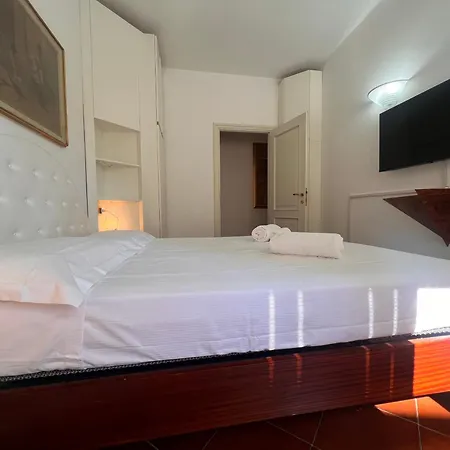 Piazza Mazzini 33, 2 Bedroom, 2bathroom, In The Center Of Apartment Santa Margherita Ligure