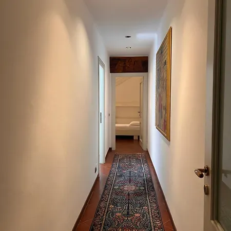 Piazza Mazzini 33, 2 Bedroom, 2bathroom, In The Center Of *
