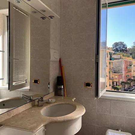 Piazza Mazzini 33, 2 Bedroom, 2bathroom, In The Center Of סנטה מרגריטה ליגורה